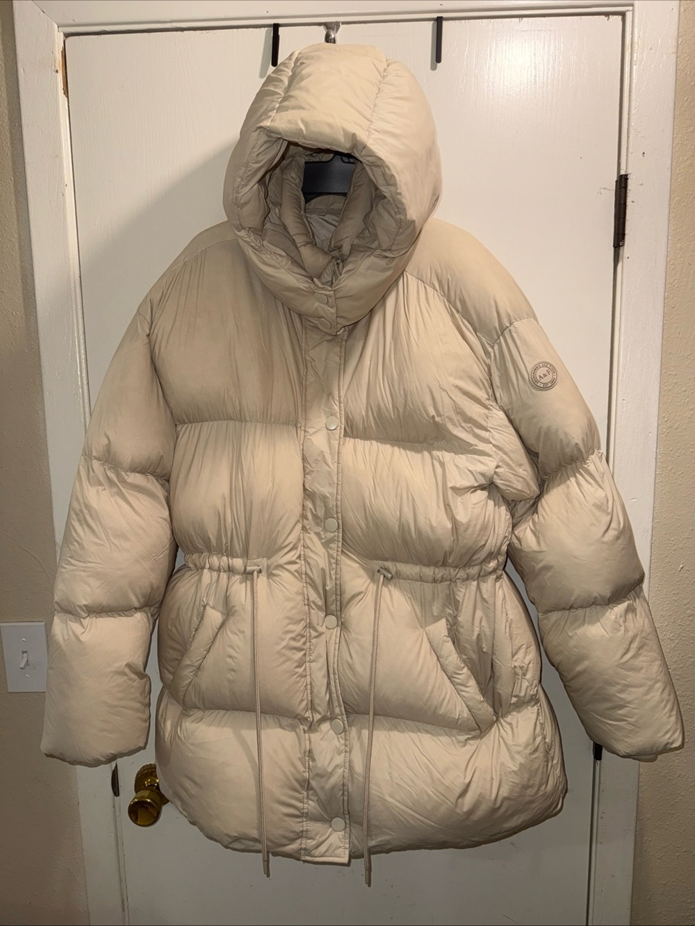 Abercrombie & Fitch Cream  air cloud Hooded Down Puffer Coat